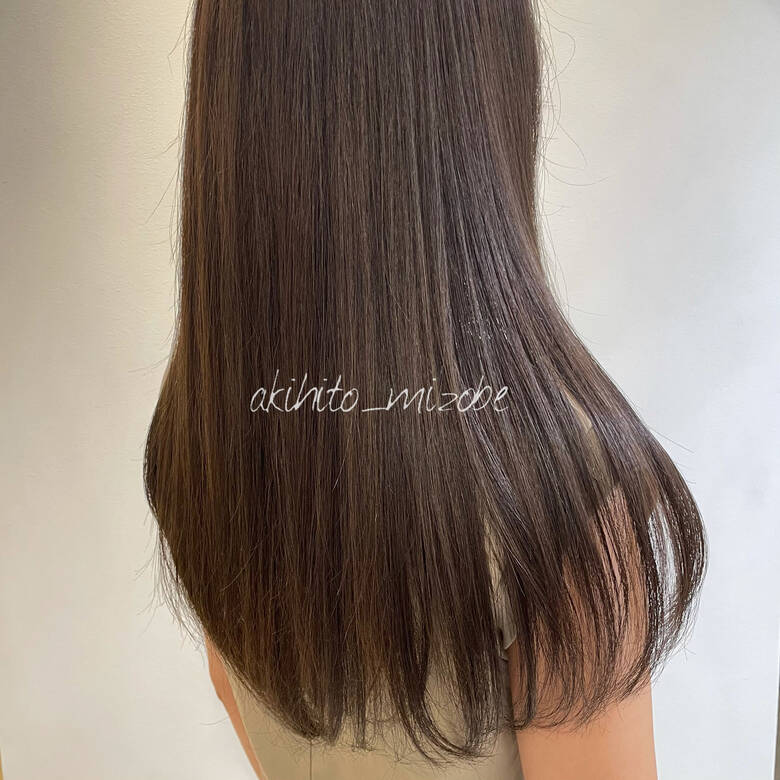 ロング グレージュ アッシュブラウン ナチュラル Hair Make Riso 溝辺章人 Hair ロング グレージュ アッシュブラウン ナチュラル Hair Make Riso 溝辺章人 Hair