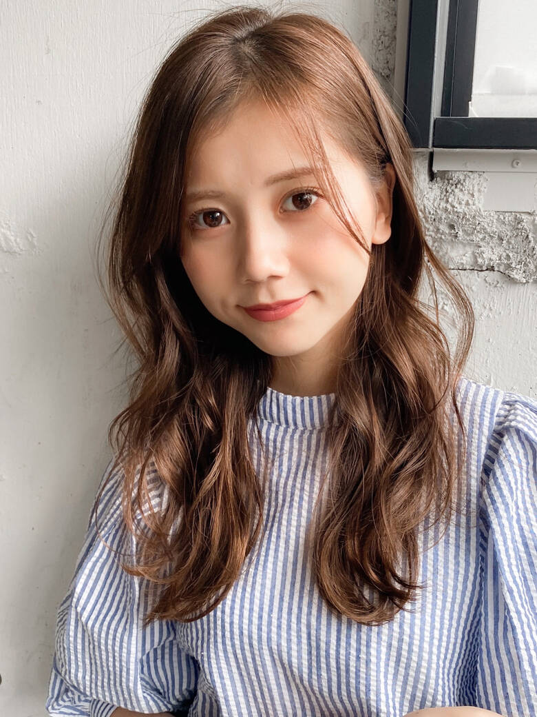 ナチュラル セミロング 丸顔 代 Dydi 表参道 松崎来未 61 Hair