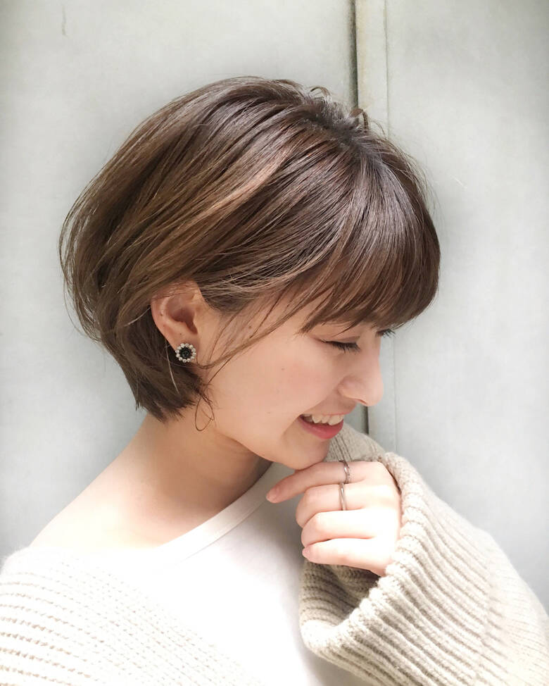 大人可愛い 黒髪 ナチュラル ショート Ramie Naomi Hair 大人可愛い 黒髪 ナチュラル ショート Ramie Naomi Hair