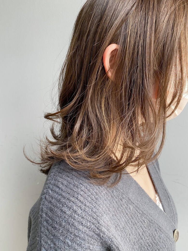 レイヤーカット エレガント ミディアムレイヤー レイヤースタイル Echelle 渡邊優 Hair