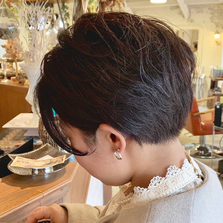 モード 刈り上げ ハンサムショート イメチェン Hair Nail Bourge 倉持 美雪 Hair モード 刈り上げ ハンサムショート イメチェン Hair Nail Bourge 倉持 美雪 Hair