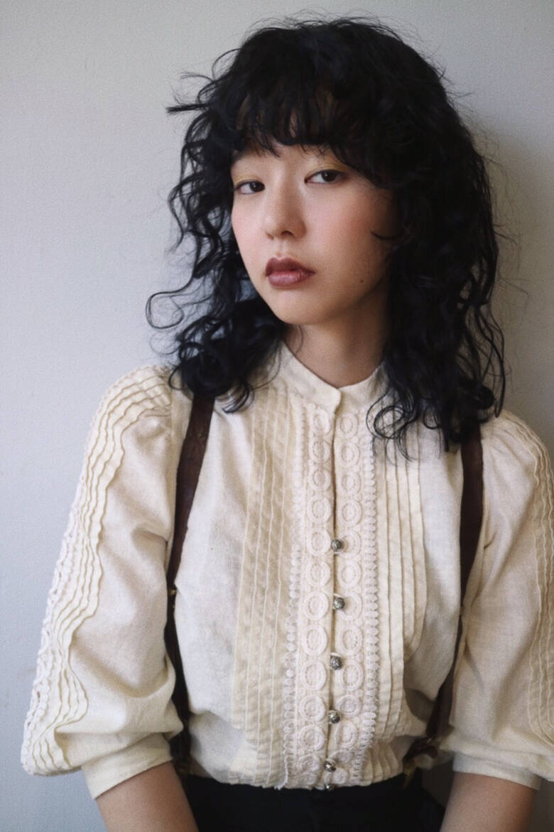 ブルージュ ウルフカット 就活 グレージュ Land Koki Hair