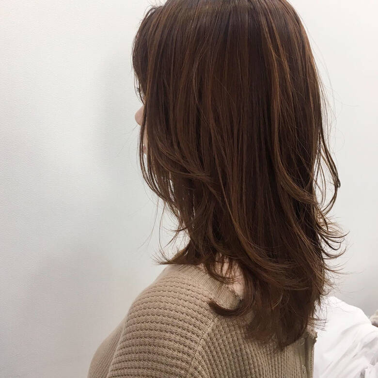 ウルフカット レイヤースタイル オレンジベージュ ナチュラル Holic 中村香菜子 Hair