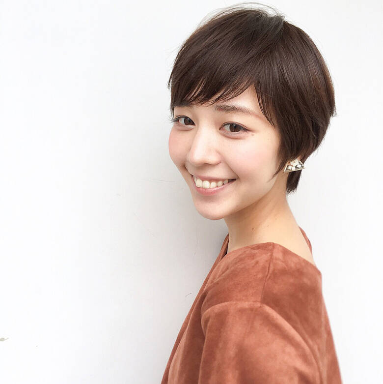 オフィス ショート 簡単ヘアアレンジ ナチュラル I Omotesando ショートボブの匠 山内大成 I Hair Hair オフィス ショート 簡単ヘアアレンジ ナチュラル I Omotesando ショートボブの匠 山内大成 I Hair Hair