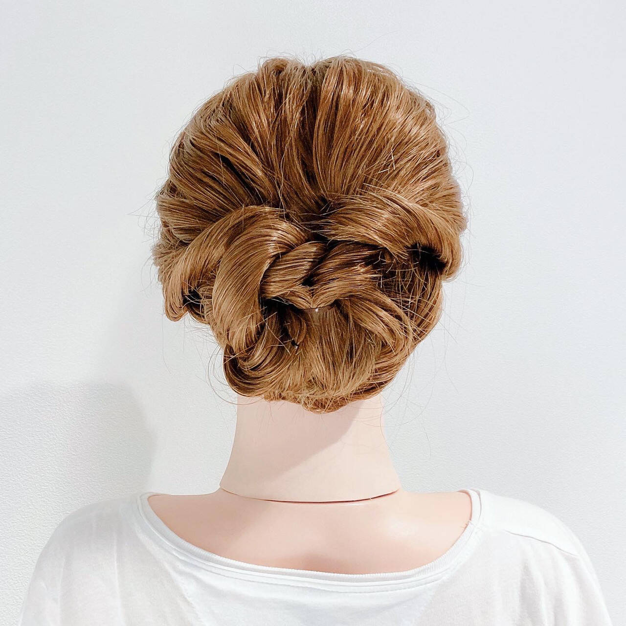 髪型 ロング まとめ髪