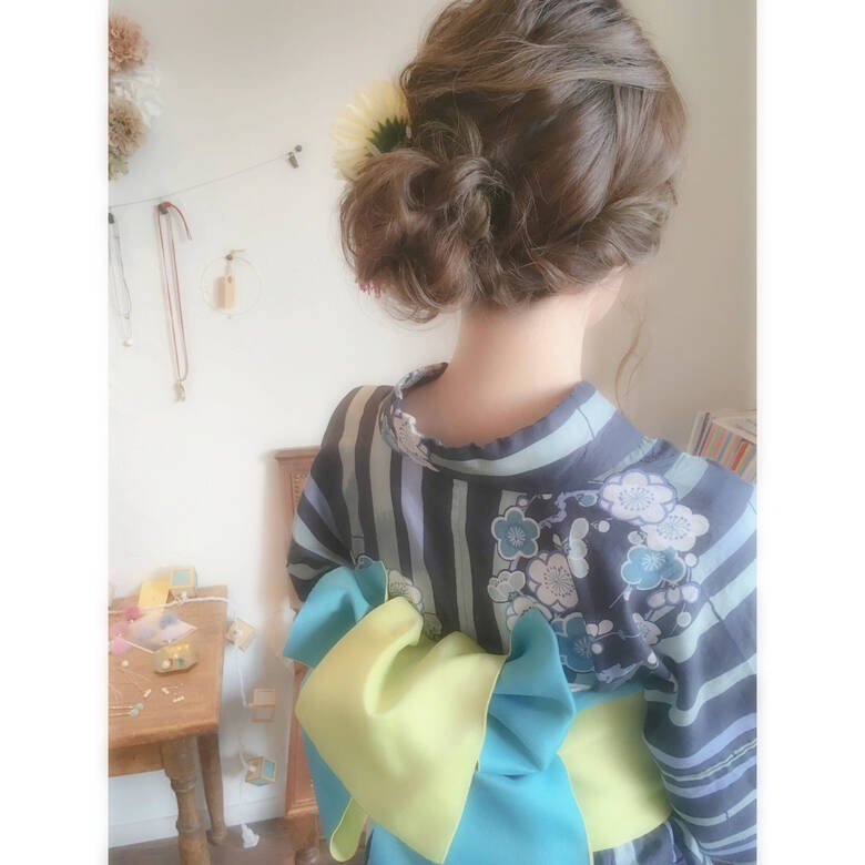 ヘアアレンジ ゆるふわ ミディアム 大人かわいい Noelle インスタ Michiko K 川内道子 Instagram Michiko K 7350 Hair