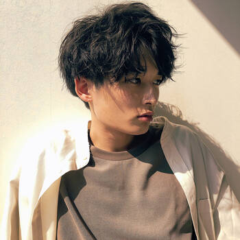 星野源の髪型をオーダー 頼み方とショートヘアのセット 前髪の作り方 Hair