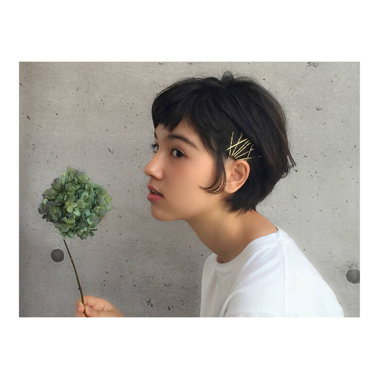 黒髪 ショート ヘアアレンジ 外国人風 Cura 成尾花絵 Hair