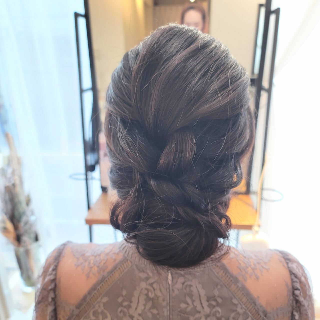 結婚式ヘアアレンジ ヘアセット 結婚式 エレガント Avant Naoko Miura 大阪 心斎橋 Avant Hair 結婚式ヘアアレンジ ヘアセット 結婚式 エレガント Avant Naoko Miura 大阪 心斎橋 Avant Hair