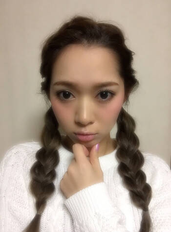 大人の三つ編みは簡単 きれいめ 子供っぽくないがポイント Hair