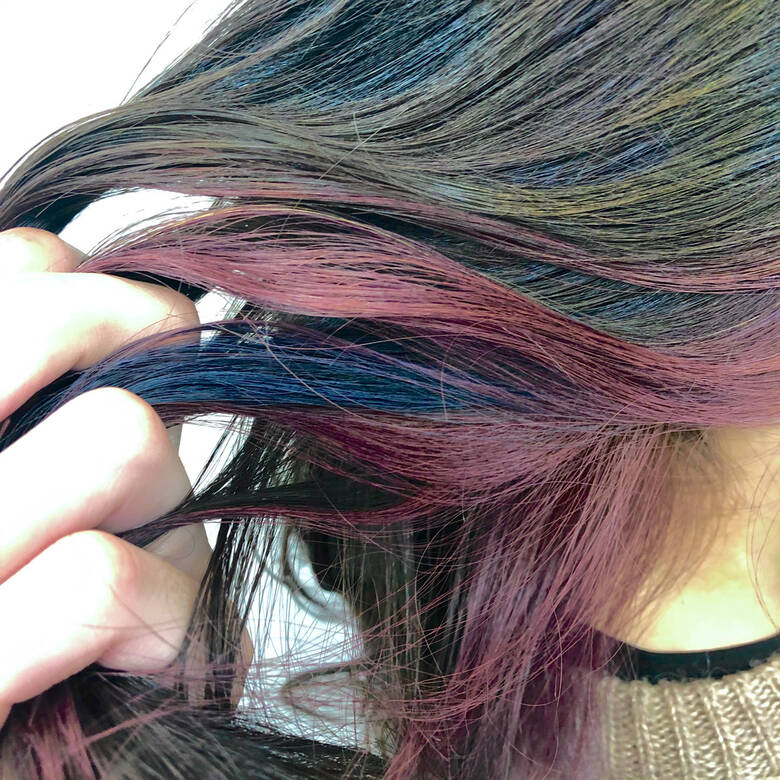 ガーリー インナーカラーレッド 派手髪 ミディアム Guild Hair Spa 青栁 大輔 Hair