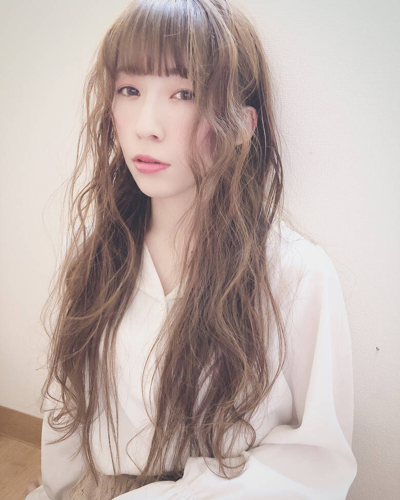 シアーベージュ ナチュラル ロングヘアスタイル 大人ロング Shikio Hair Design Takashi Tetone Hair