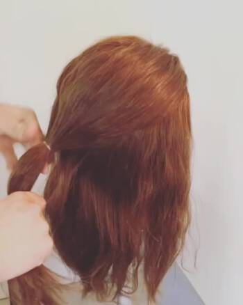 簡単 可愛い なのに上品 ミディアムヘアのくるりんぱ7選 Hair