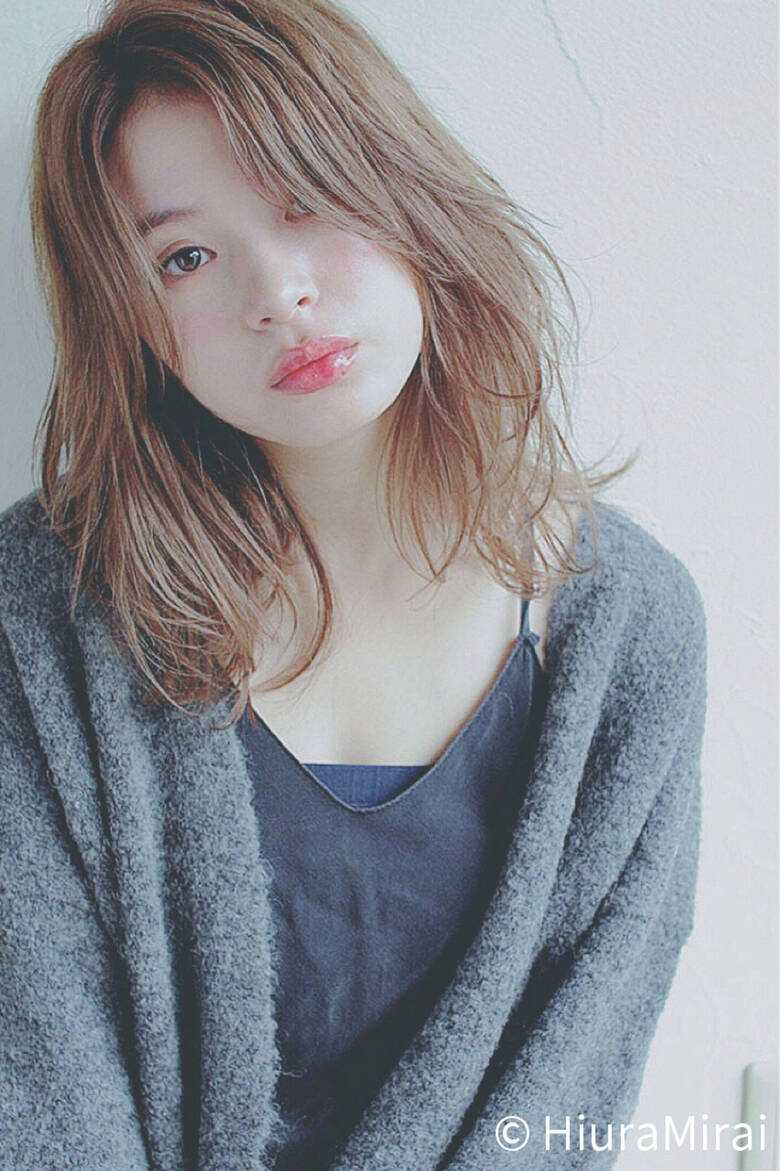 センターパート ミディアム ナチュラル 斜め前髪 Enntaku Mirai 29 Hair