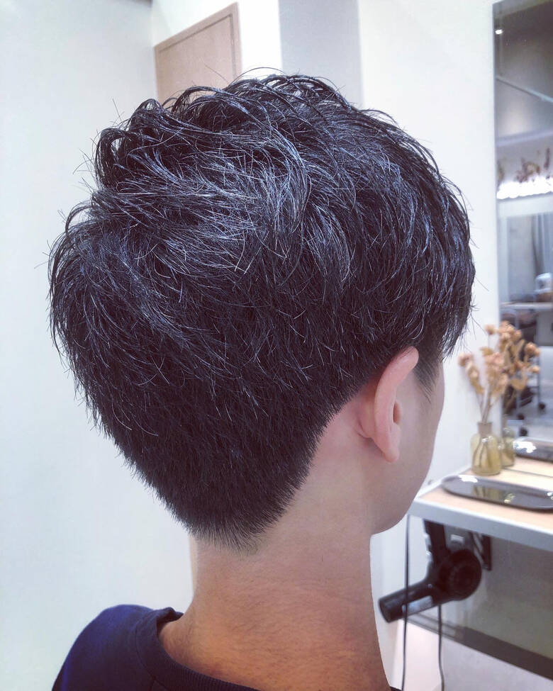 ショート ナチュラル メンズヘア メンズショート 全席半個室サロン Unsome Tnc 放送会館店 Tetsu Hair