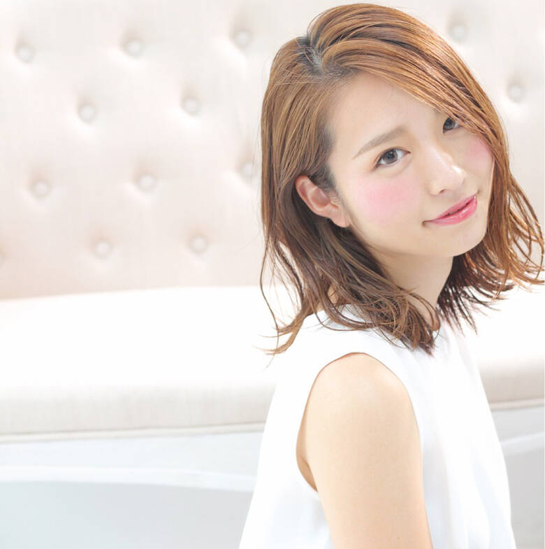 ウェットヘア 透明感 リラックス ロブ Cache Cache わたるマジック Hair