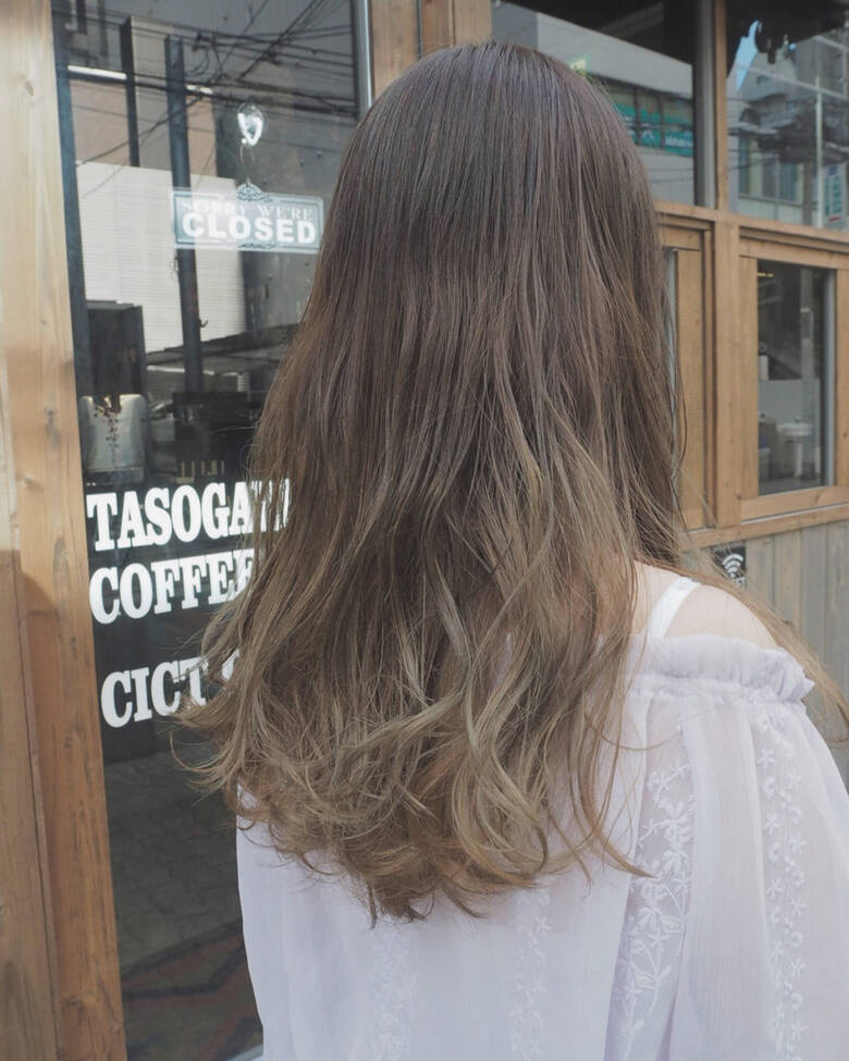 グラデーションカラー ロング 秋 リラックス Freelance 宮迫 真美 Hair