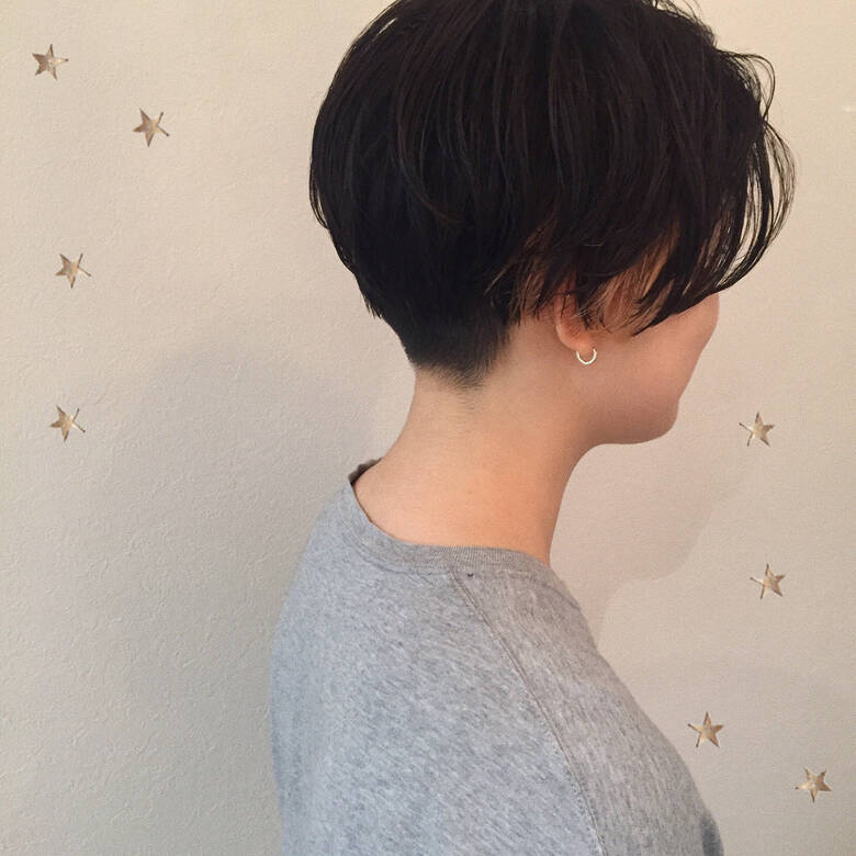 ショート 刈り上げ ストリート インナーカラー Salon Akira 市川千夏 札幌 Hair ショート 刈り上げ ストリート インナーカラー Salon Akira 市川千夏 札幌 Hair