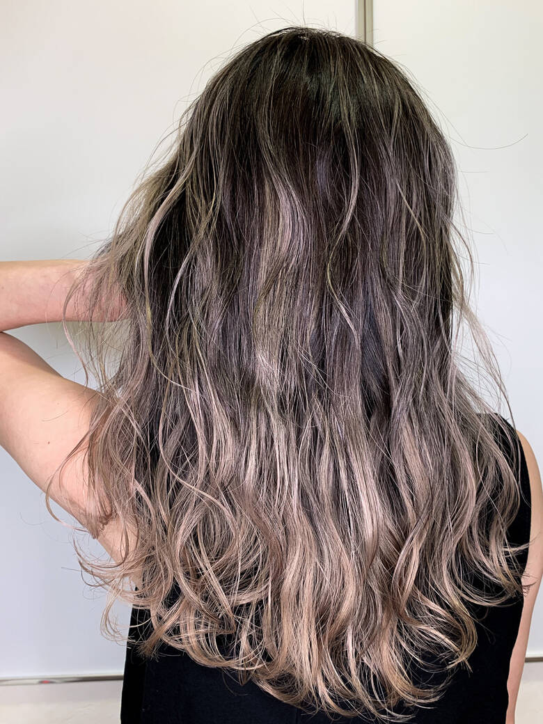 エレガント アッシュベージュ バレイヤージュ グラデーションカラー Solo Design 大越 勇嗣 5804 Hair