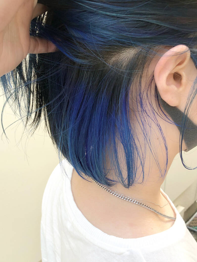 ボブ ダークグレー ナチュラル インナーカラー Flower Sun Rain 伊藤 悟史 Hair ボブ ダークグレー ナチュラル インナーカラー Flower Sun Rain 伊藤 悟史 Hair