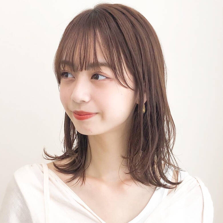 ナチュラル ミディアム アンニュイほつれヘア オフィス Dyplus 鎗田聖乃 やりたさとの Dyplus 表参道 Hair ナチュラル ミディアム アンニュイほつれヘア オフィス Dyplus 鎗田聖乃 やりたさとの Dyplus 表参道 Hair