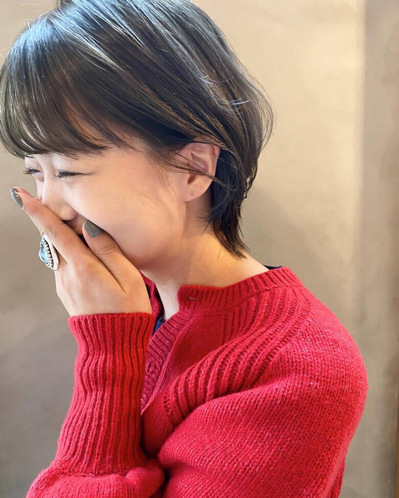 くすみベージュ ウルフカット ナチュラル 透明感カラー 人トナリ 冨永 真太郎 Hair