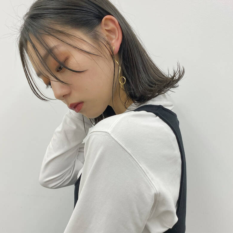 グレーアッシュ 透明感カラー ナチュラル ミディアム フリーランス 日高正喜 Hair