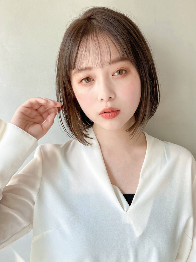 アンニュイほつれヘア 大人ヘアスタイル ストレート ミディアム Kyli表参道 トキタ マサヒロ Kyli表参道 Hair