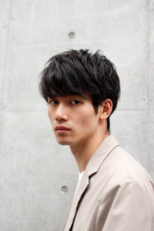 メンズパーマ ビジネスシーンにも なメンズ向け最新ヘアカタログ Hair