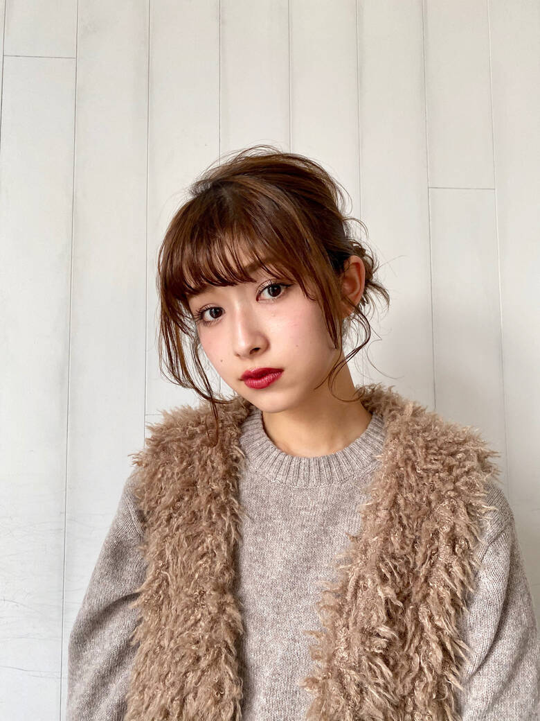セルフヘアアレンジ ミディアム モテ髪 大人ミディアム Lora Garden 児玉善央 Hair セルフヘアアレンジ ミディアム モテ髪 大人ミディアム Lora Garden 児玉善央 Hair