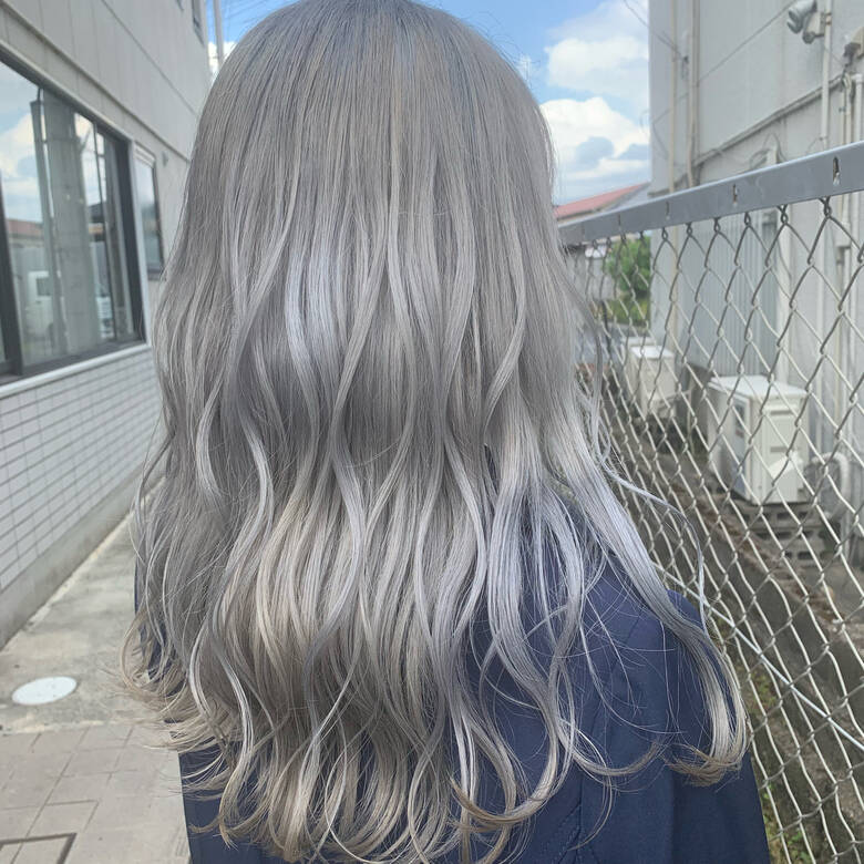 ホワイトシルバー ホワイトカラー モード ロング Vertex クレア Hair