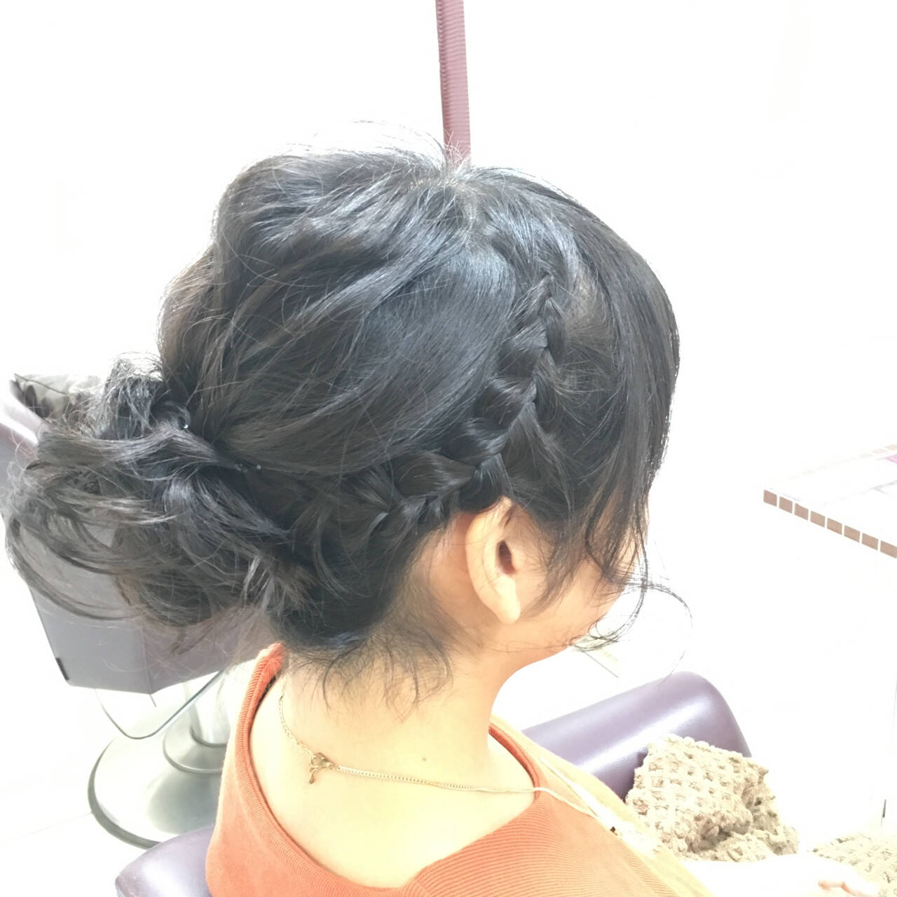 髪型 ボブ 三つ編み