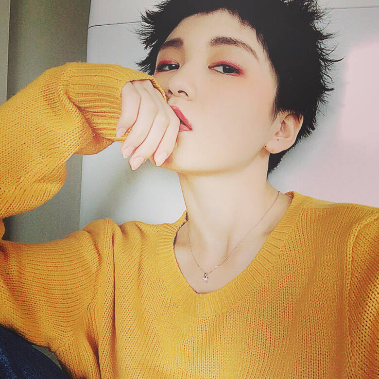 ヘアアレンジ ベリーショート モード ショート あくつ ゆり 2314 Hair