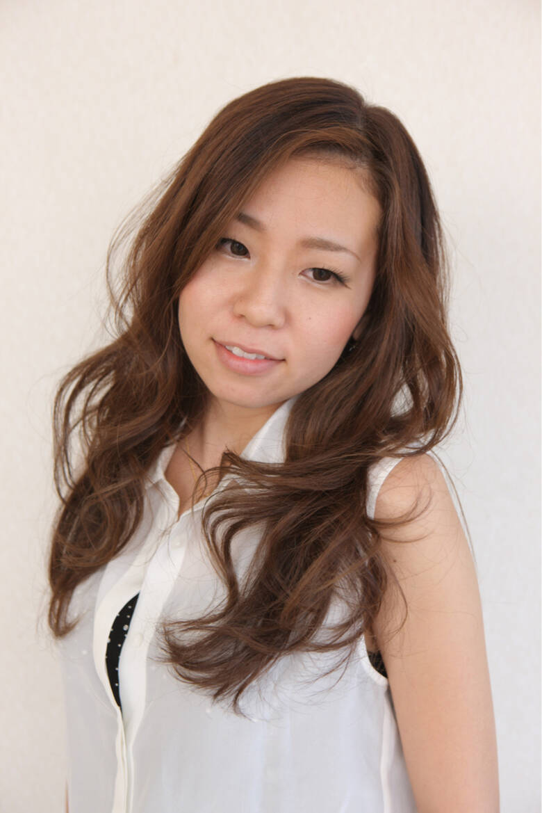 ナチュラル ロング ウェーブ フリーダム千舟店 Norio Omasa 1287 Hair ナチュラル ロング ウェーブ フリーダム千舟店 Norio Omasa 1287 Hair
