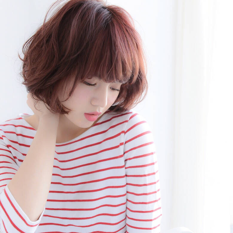 レッド ショートボブ ガーリー 色気 Livinguyou 藤井まどか 25 Hair レッド ショートボブ ガーリー 色気 Livinguyou 藤井まどか 25 Hair