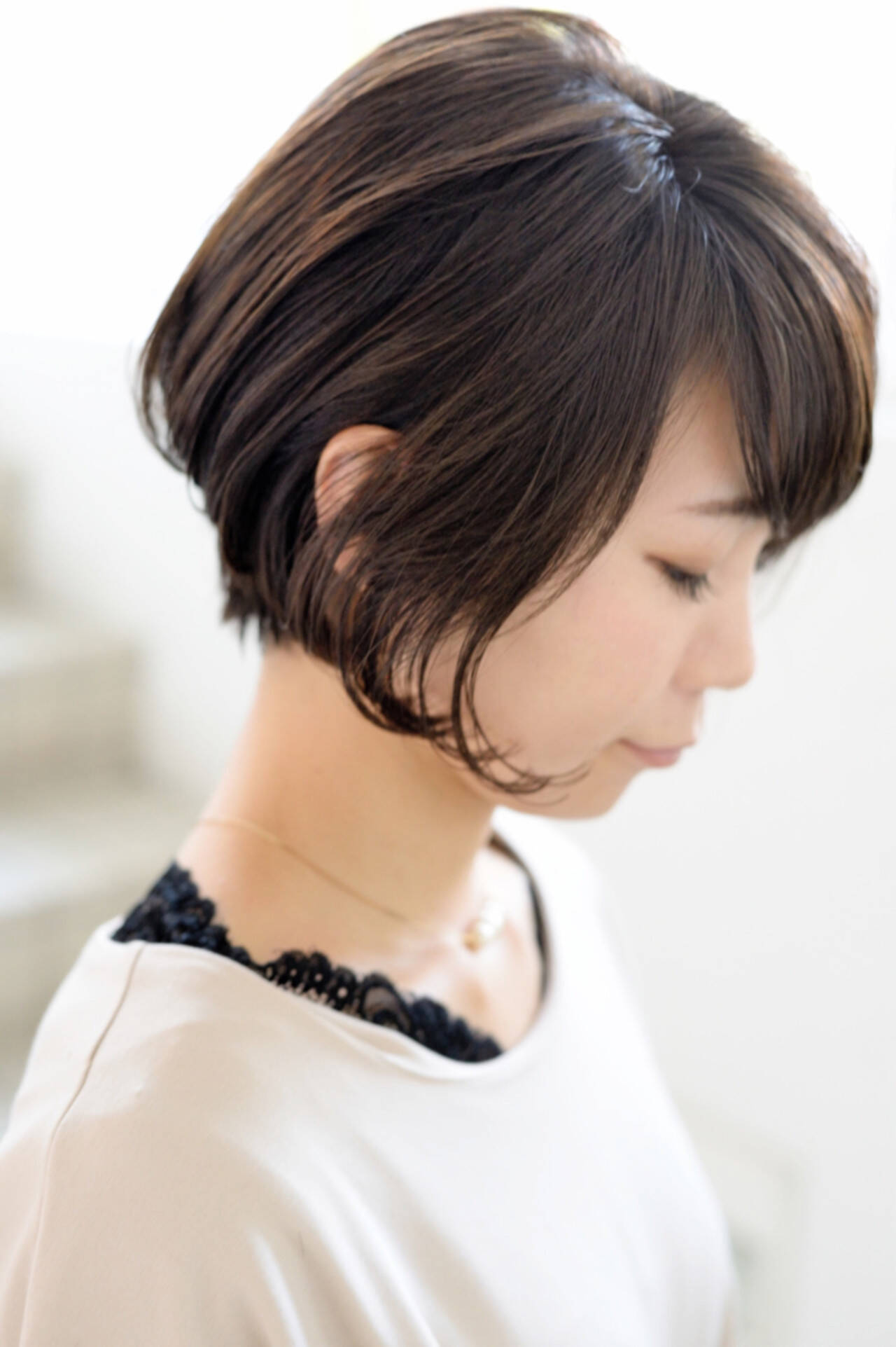 髪型 ボブ 耳かけ