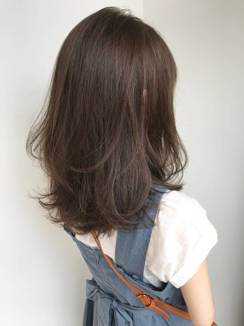 ミディアムレイヤー ナチュラル セミロング レイヤー Lond Robin Ikko Oguri Hair