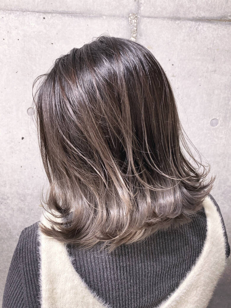 外国人風カラー 切りっぱなしボブ セミロング 大人ハイライト Alive 表参道 東城 John Hair