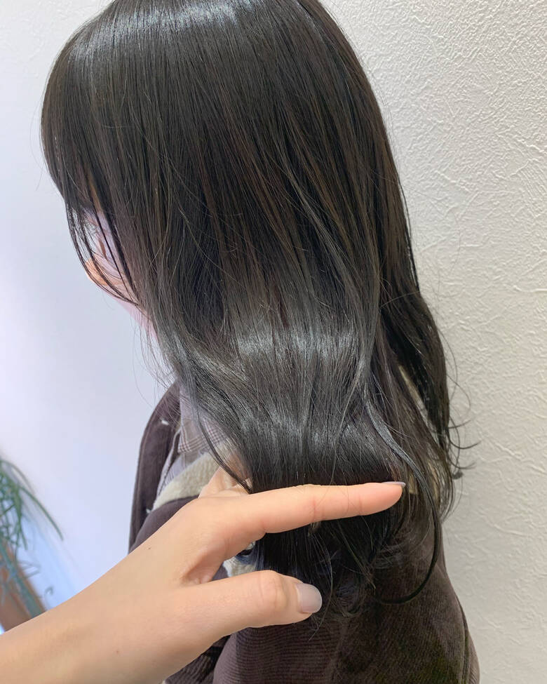 ミディアム ナチュラル アッシュグレー グレー Hub Hair 角井 美久 6773 Hair