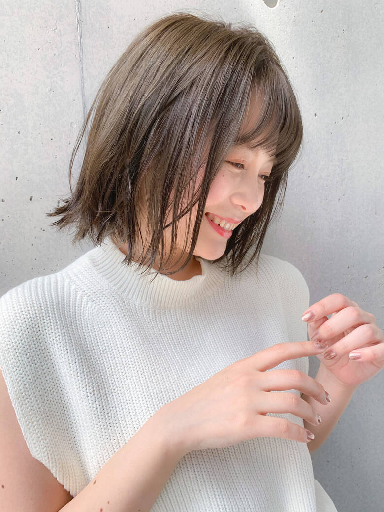 イヤリングカラー 小顔ヘア ミディアム レイヤーカット Agnos 青山 杉山 美羽 Agnos青山 6017 Hair