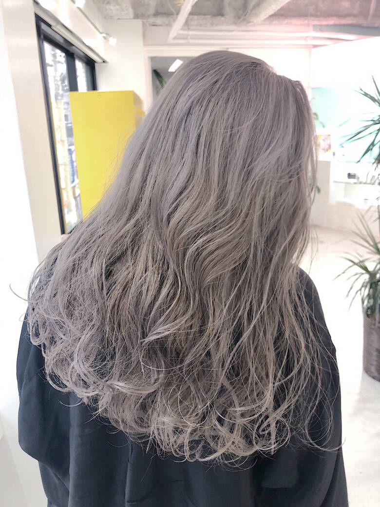 ラベンダーグレージュ ロング アッシュグレー グレージュ Alan Smithee下北沢 津川 比佳理 Hair