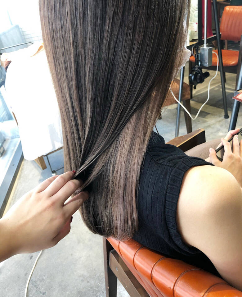 シルバーグレージュ グレージュ イヤリングカラーベージュ イヤリングカラー Ensue Ayame Hair シルバーグレージュ グレージュ イヤリングカラーベージュ イヤリングカラー Ensue Ayame Hair