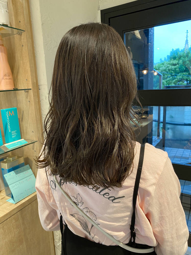 透明感カラー オリーブブラウン ミディアム ベージュ Dydi 表参道 松崎来未 Hair