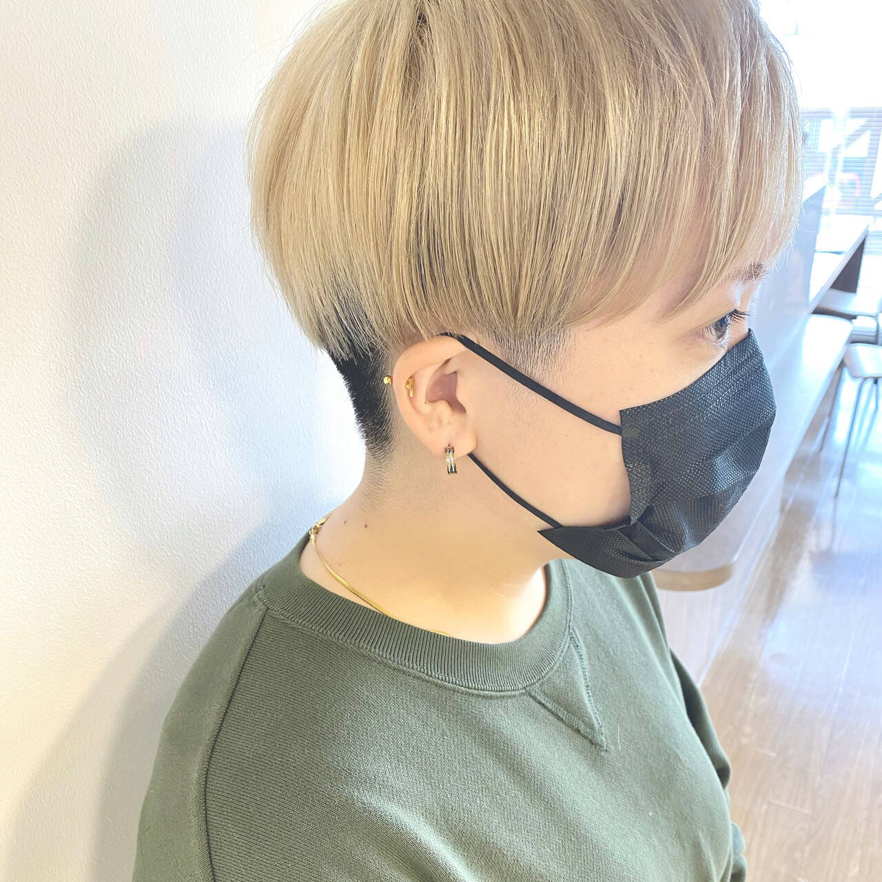 ブロンドカラー ブリーチカラー ショート ブリーチ必須 Samurai 伊藤春香 Hair