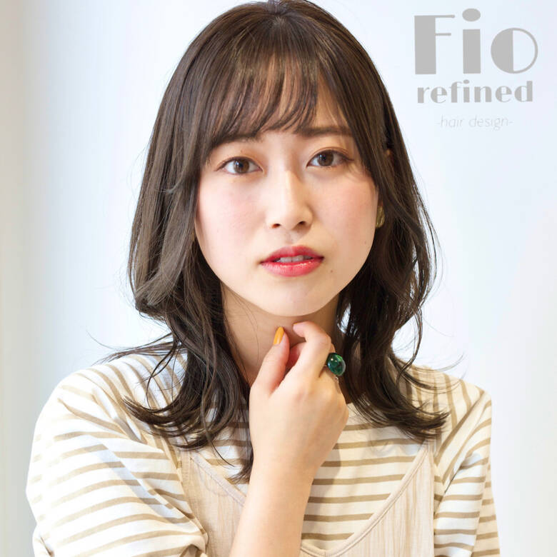 ナチュラル ミディアムレイヤー レイヤー イルミナカラー Fiorefined 山﨑由起子 Hair