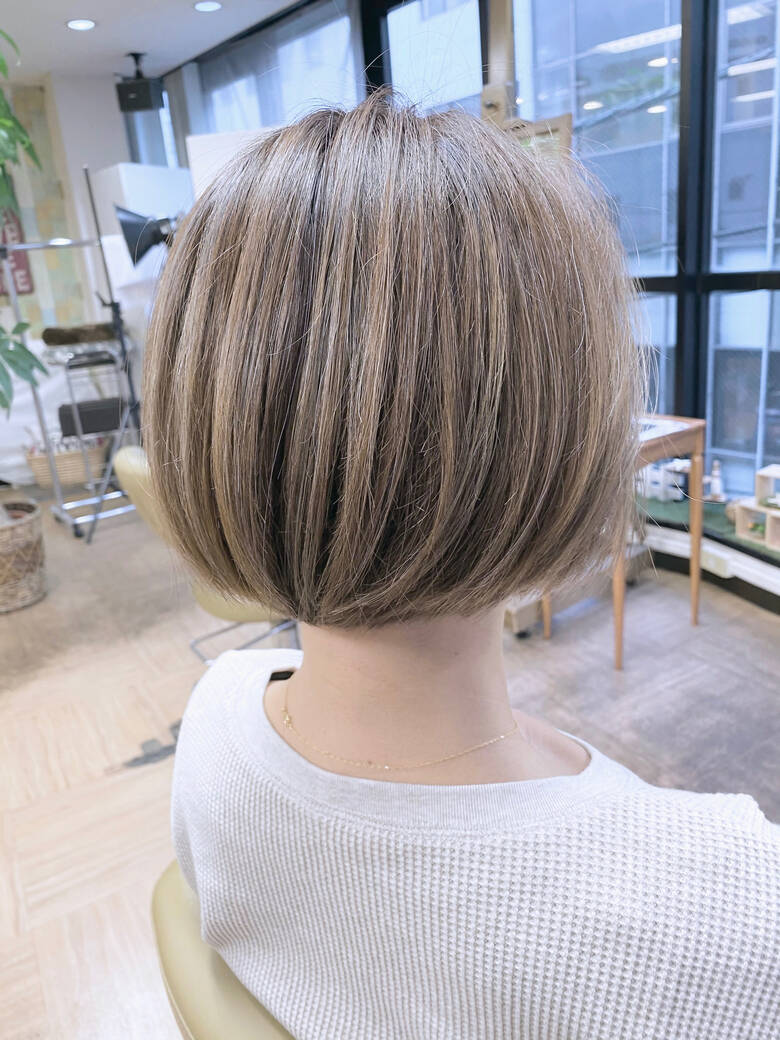 ボブ ショートボブ 大人可愛い ハイライト Fringe Hair Salon Fringe 染谷正 Hair