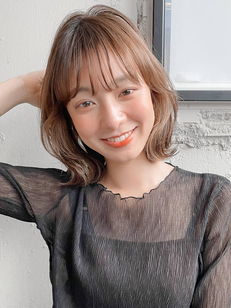 レイヤーカット 切りっぱなしボブ ミディアム ナチュラル Dydi表参道 本田結 ほんだゆい Dydi表参道 Hair