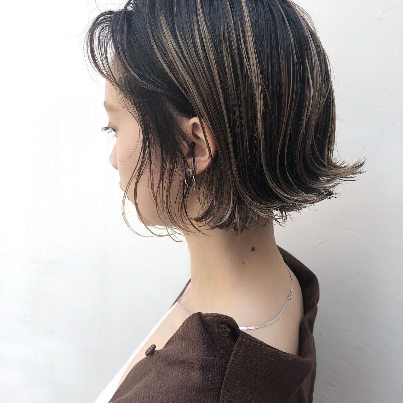 髪型 ボブ カラー