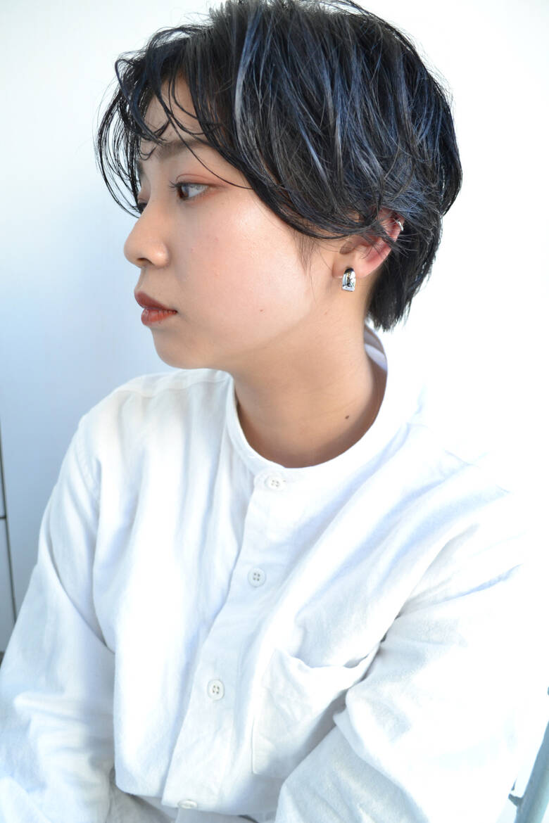 ベリーショート ゆるふわパーマ ショートヘア シースルーバング Nude ツヤマトモハル Hair