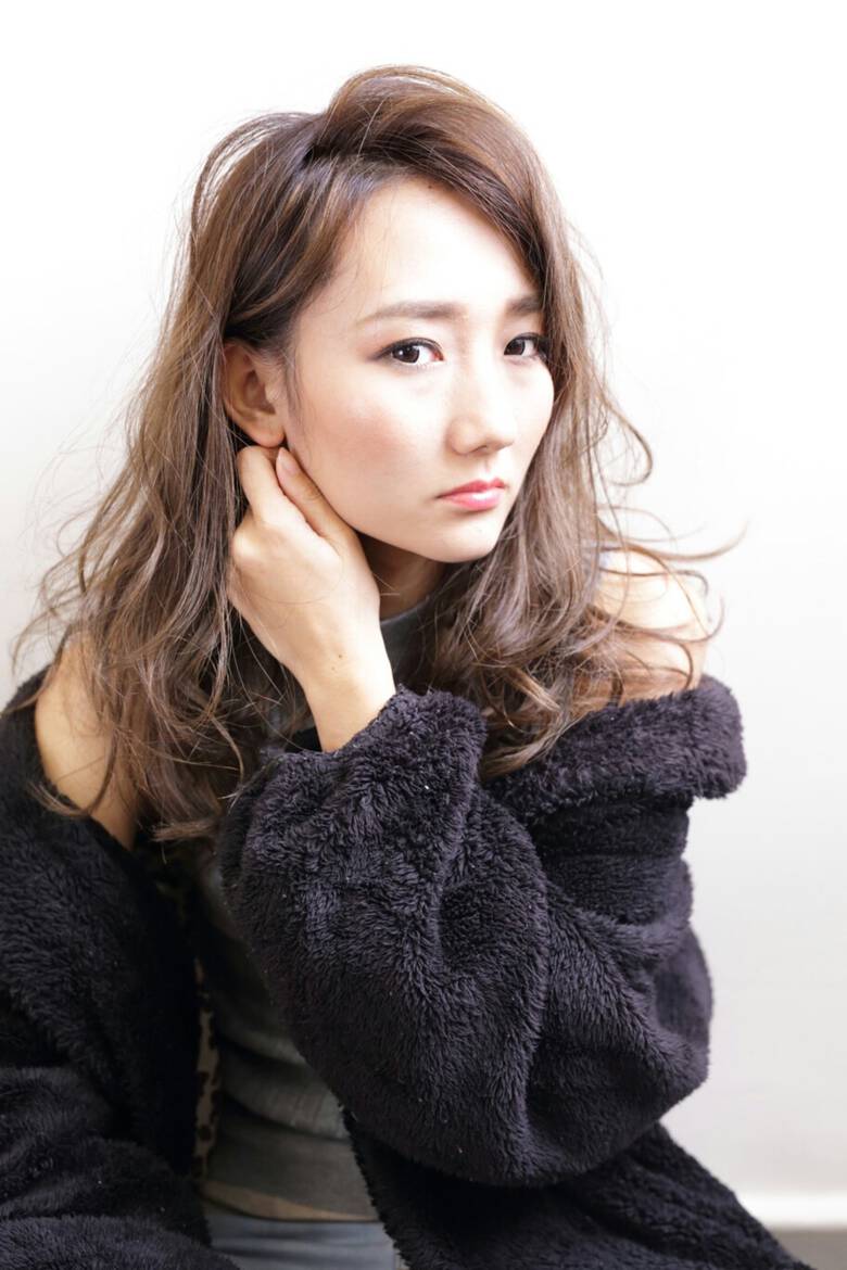 前髪あり セミロング ストリート 耳かけ Hair Make Islet Kaori Sekido Hair